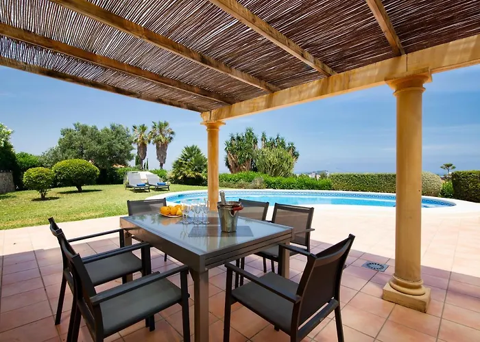 Joli Villa