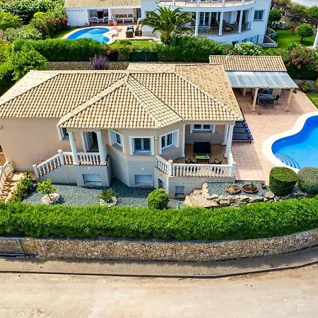 Joli Villa